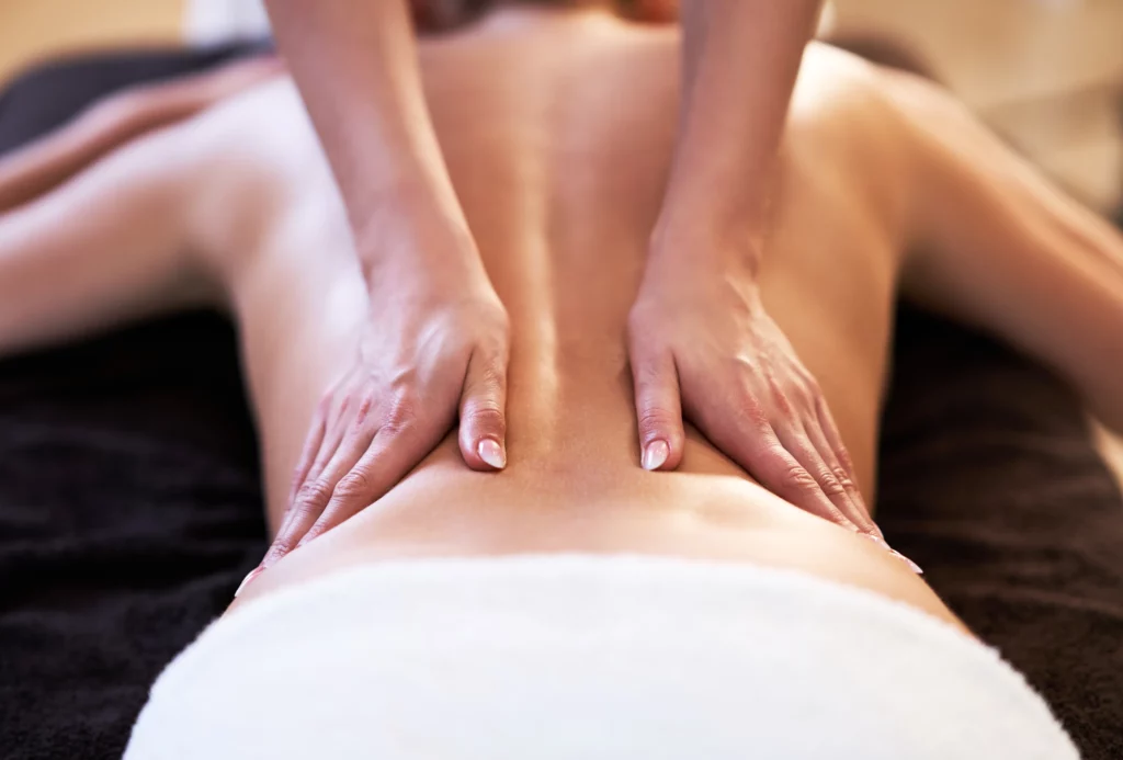 Massage Bad Schwartau – Rückenmassage im Physioaktiv Sportsclub